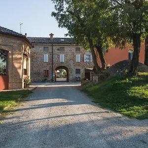 Farm stay Battibue